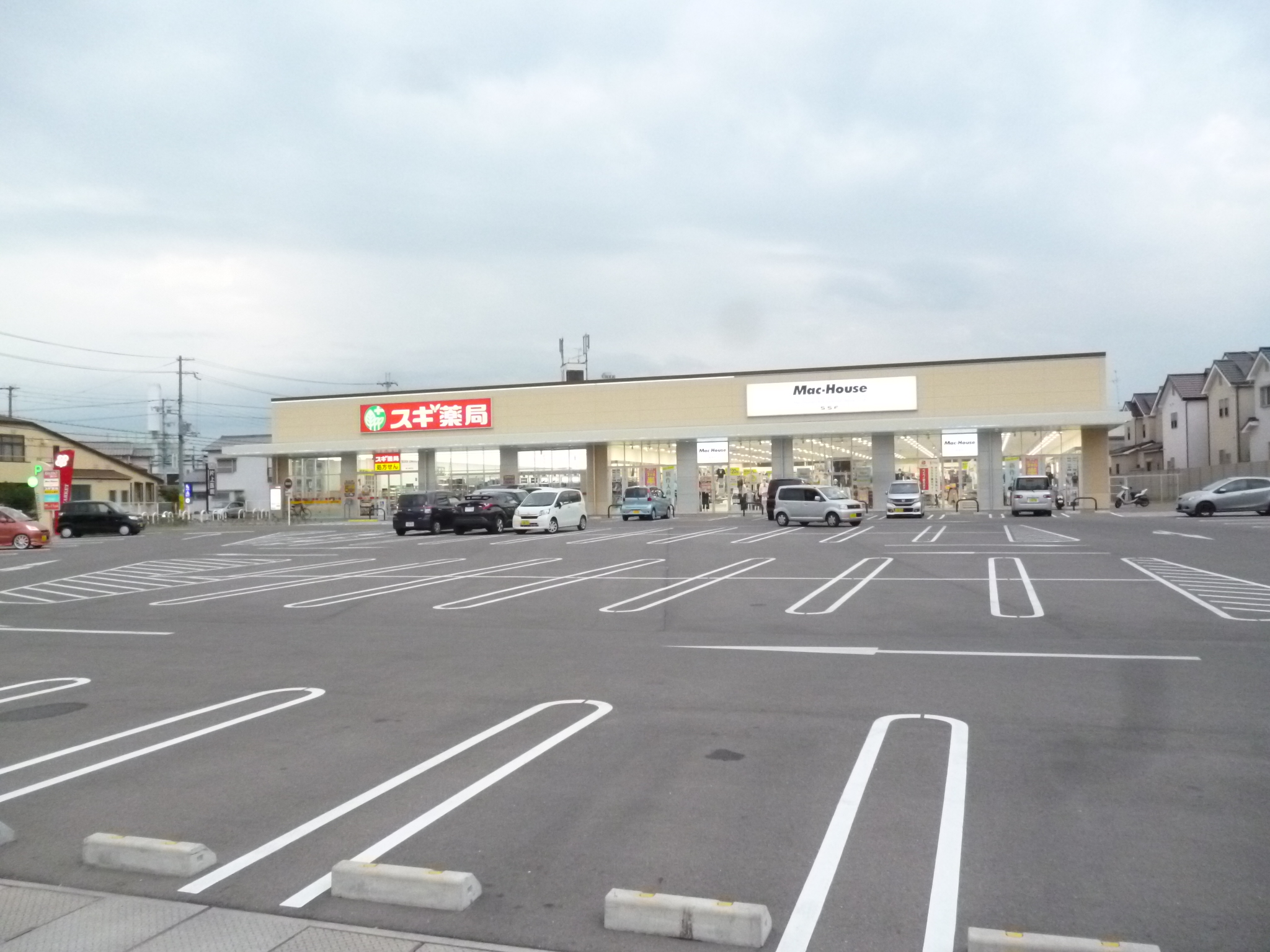 DORAL(ドラール) ドラッグストア：ｽｷﾞ薬局堺大野芝店　999m