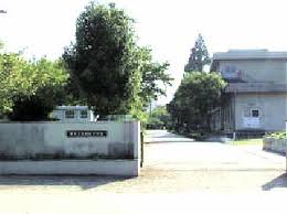 新金岡第７次住宅 中学校：堺市立金岡北中学校　816m