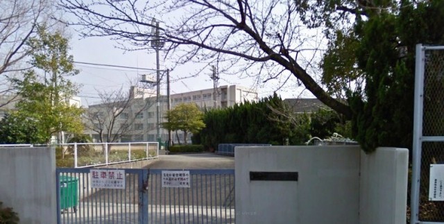 コートドミール 中学校：堺市立深井中央中学校　539m